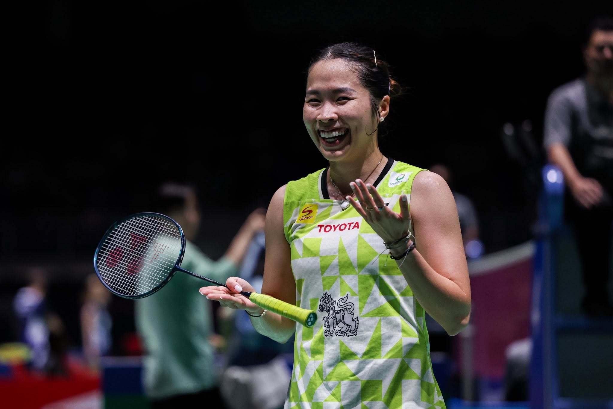 因达农🇹🇭 21-12、12-21、21-11 🇨🇦李文珊下轮：因达农?