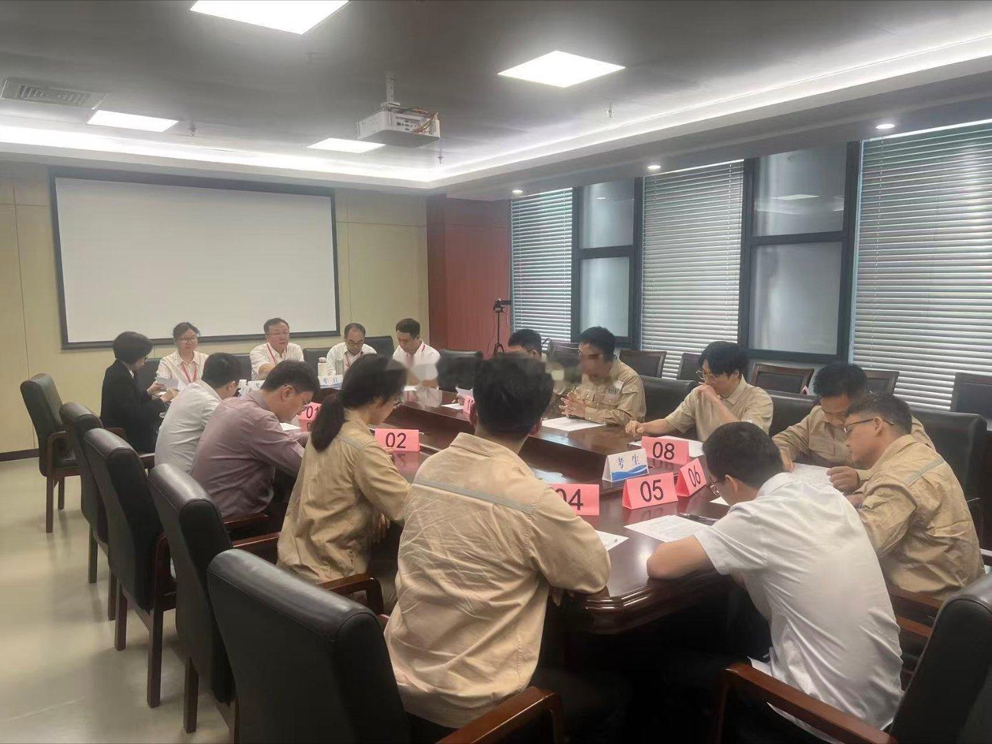别让你的付出，成为困住自己的枷锁。你可以要求自己对别人好，但不能期待别人会怎么对