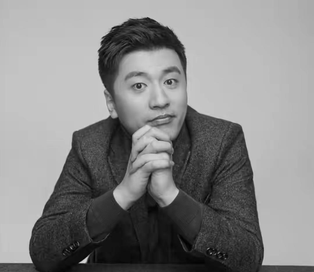 张雪峰：人间真好玩，下辈子还来

烟花三月下扬州，
人间最美四月天，
在这个人间