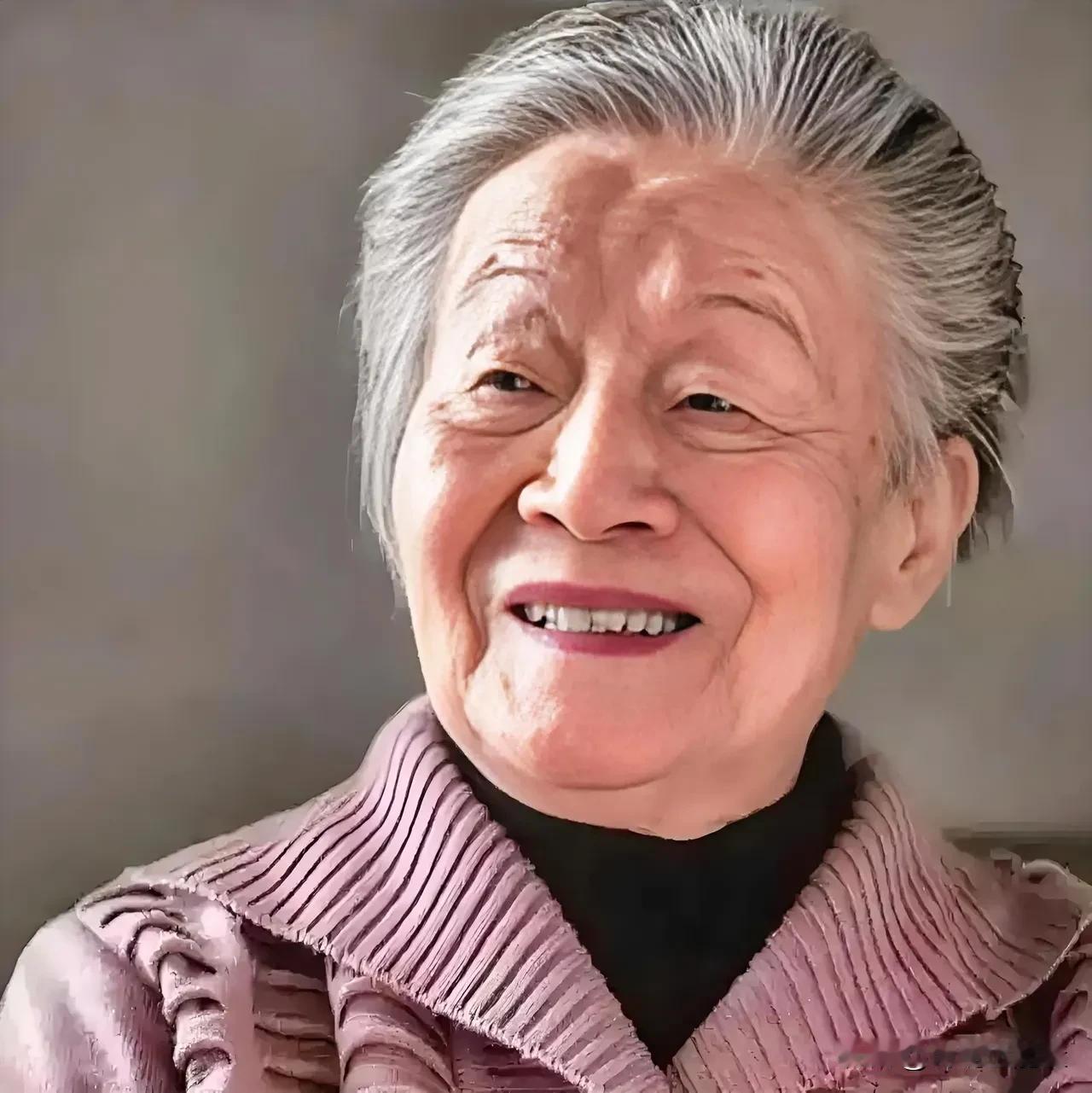男人最彻骨的失败，是耗尽一个女人所有温柔
 
杨绛icon先生说：“一个男人最大
