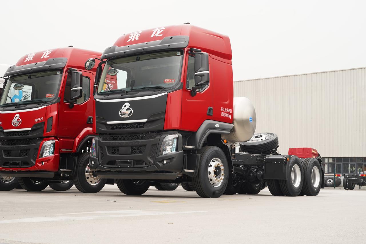 卡友创富神器！乘龙H5创业版LNG牵引车多拉省气稳盈利！依托六大轻量化技术与15