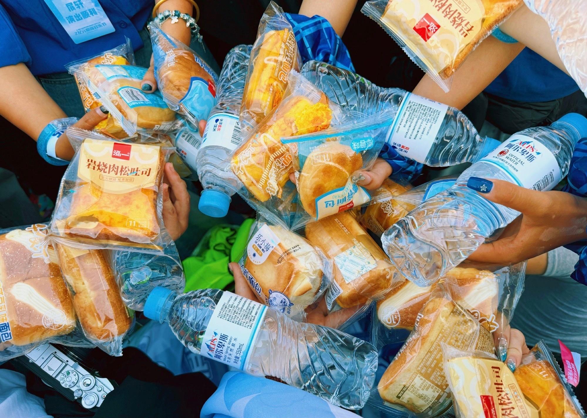 展轩赣州音乐节给粉丝的逆应援！期待晚上的精彩表现