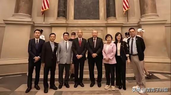 台湾伪立法院院长韩国瑜率7名跨党派立法委员结束了为期一周的访美之旅，这是韩国瑜窜