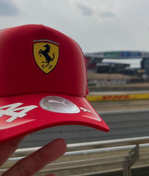 虽然支持的法拉利没拿到冠军🏆，奔驰确实很擅长上海赛道，但不遗憾，不枉此行！年轻