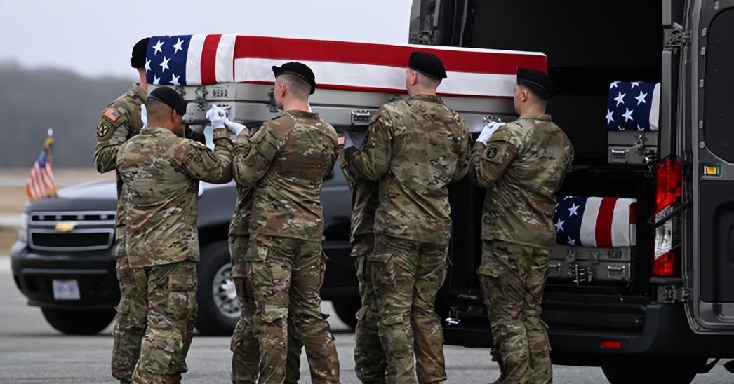 美军打仗，其实最怕两件事：
一是人员伤亡，二是装备战损。
根本不是网上吹的那种不