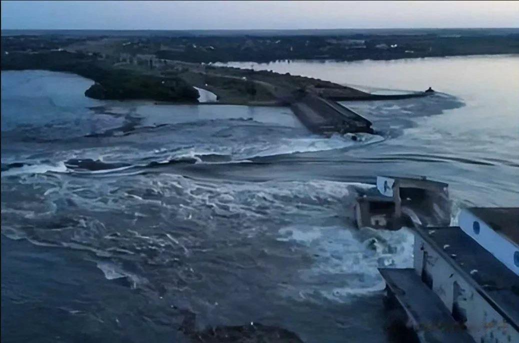 卡霍夫卡大坝被毁迷雾重重，埃尔多安自告奋勇，准备揪出幕后黑手

来源:强国视角
