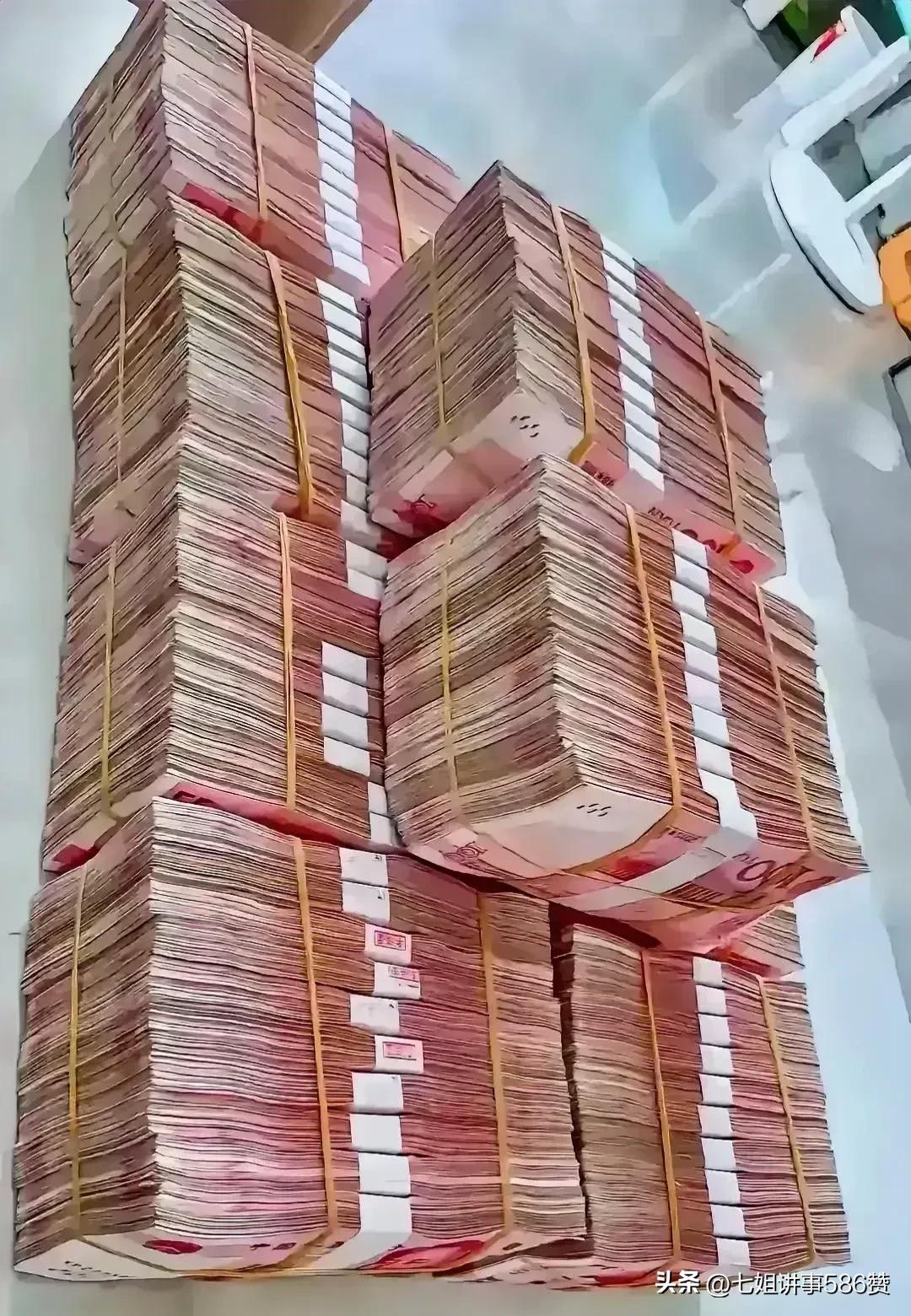 钱，这东西真的挺神奇的。当你刷朋友圈时，见过那种声称能带来好运的图片吗？图片下面