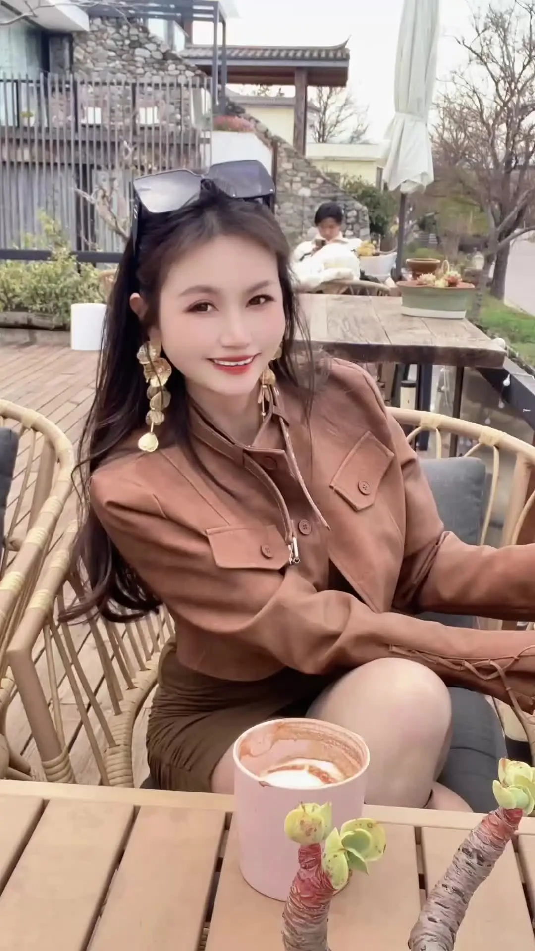 没有爱情活不了😂