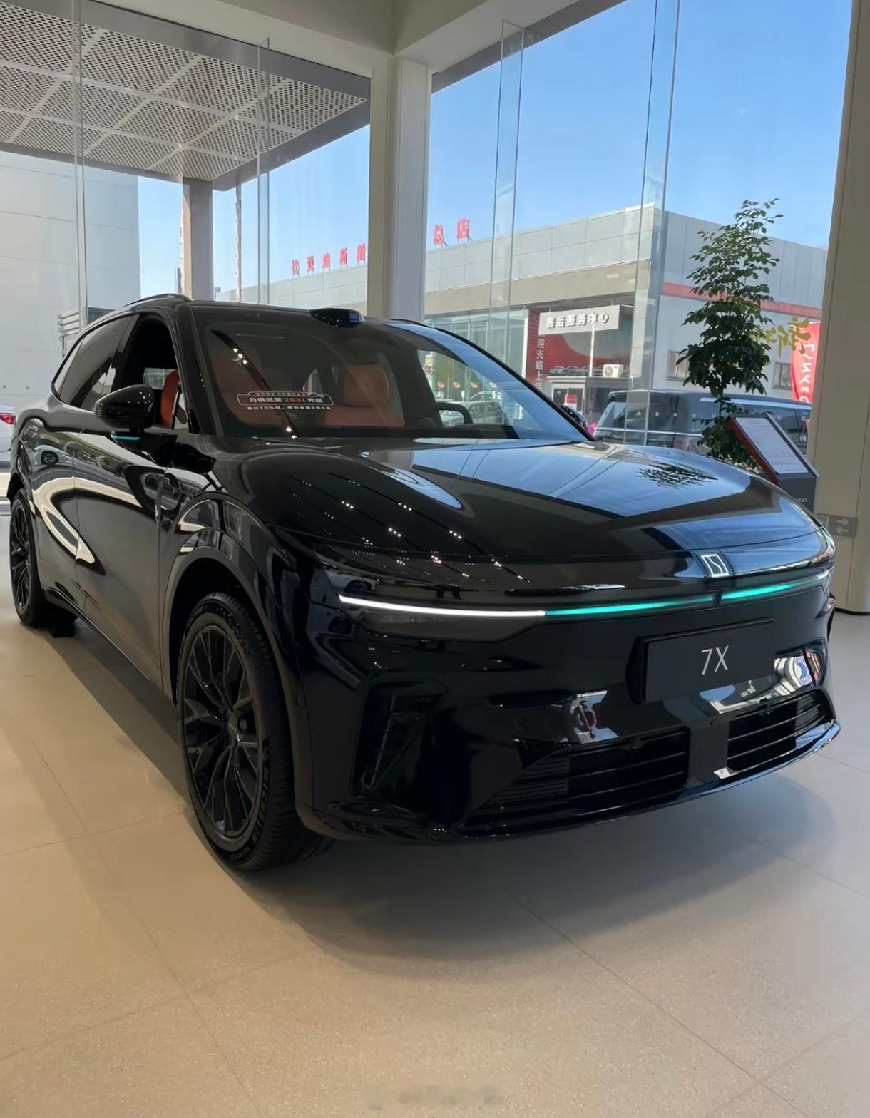 国产车打破全球中型SUV碰撞测试记录硬核实力出圈！国产中型SUV完成全球首次10