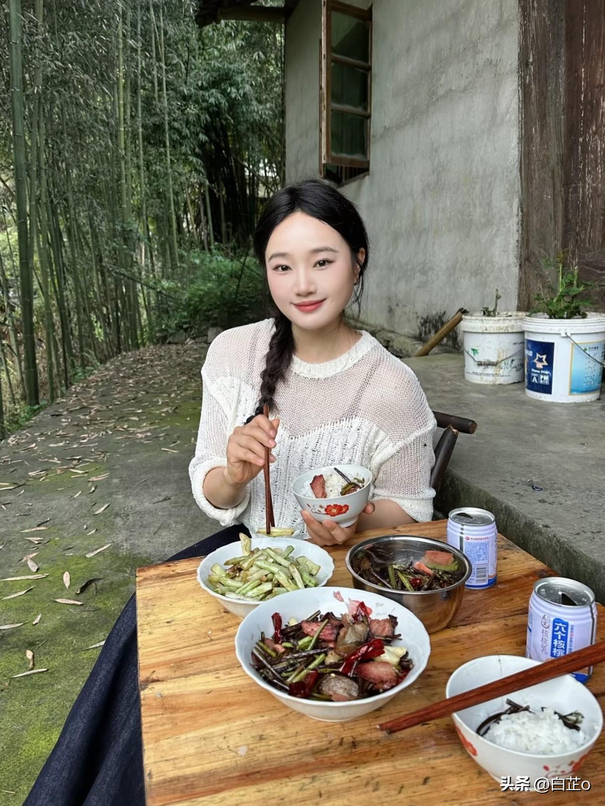 我，80后农妇，北漂多年回村种地，才明白踏实过日子比啥都强！

💐 拙女不才，