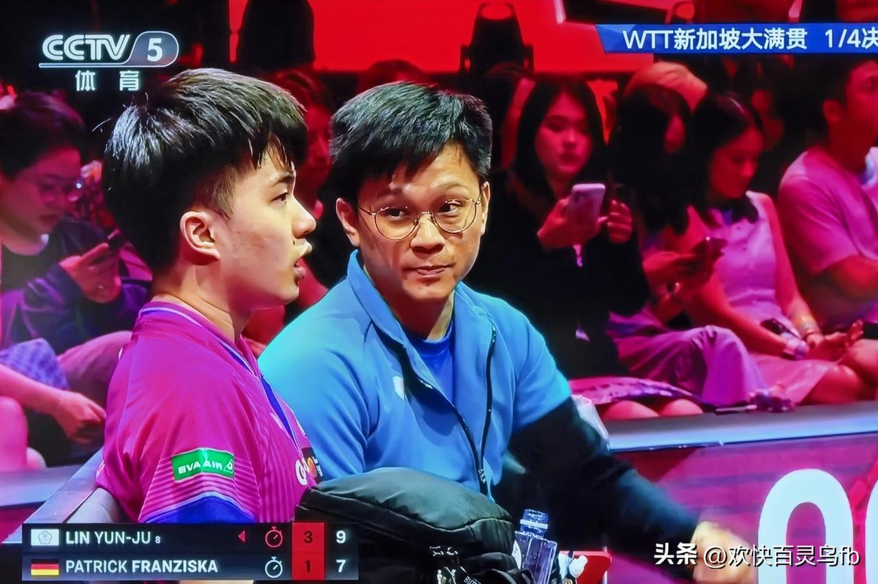 都说是“一个喇叭带着一个哑巴”，
岂不知“这个喇叭原来也是个哑巴”，为了对抗“那