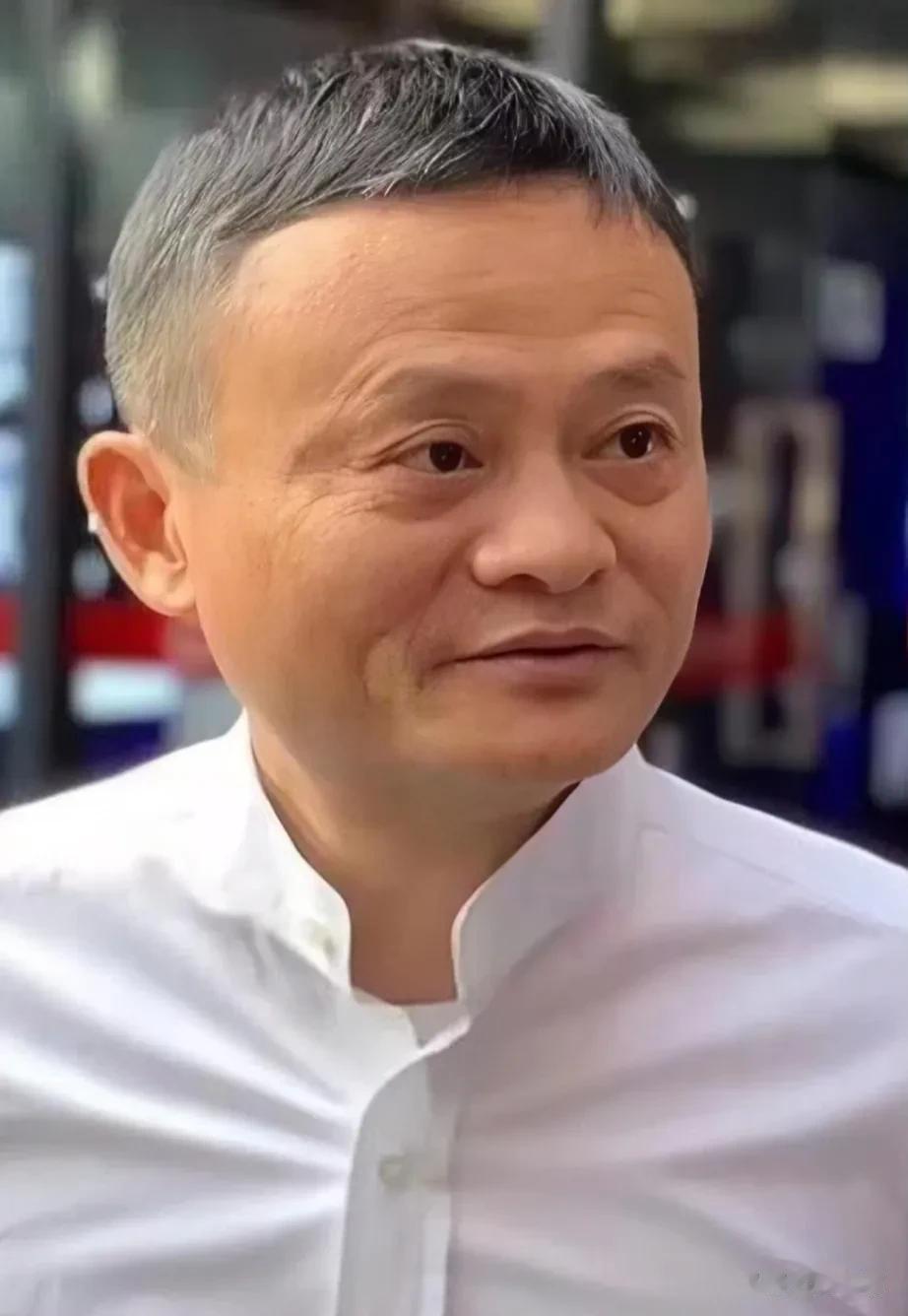 近一年来，马大咖确实苍老了很多，不过这一切并非偶然，想要改变不公平的他被社会改变