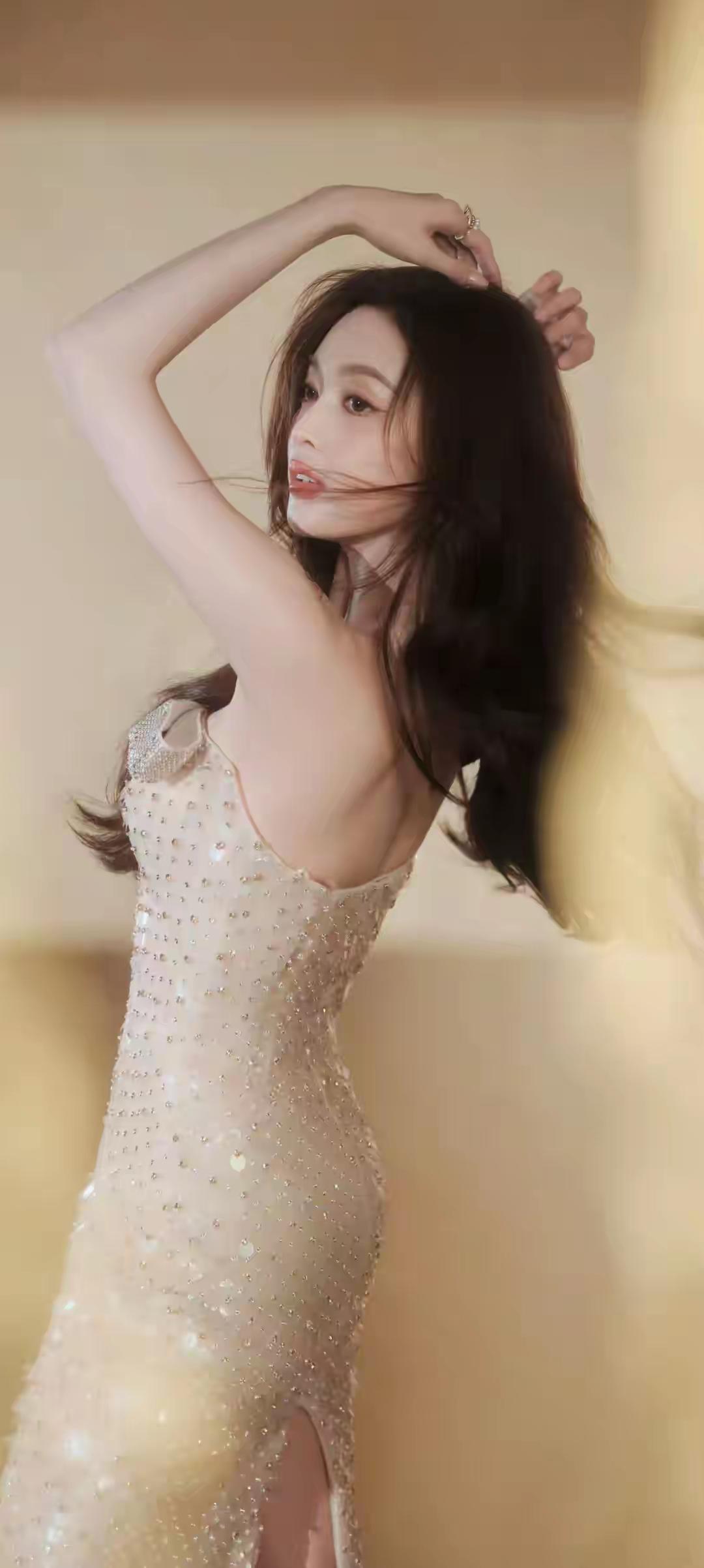 杨颖妈妈要求孩子上交压岁钱合理吗