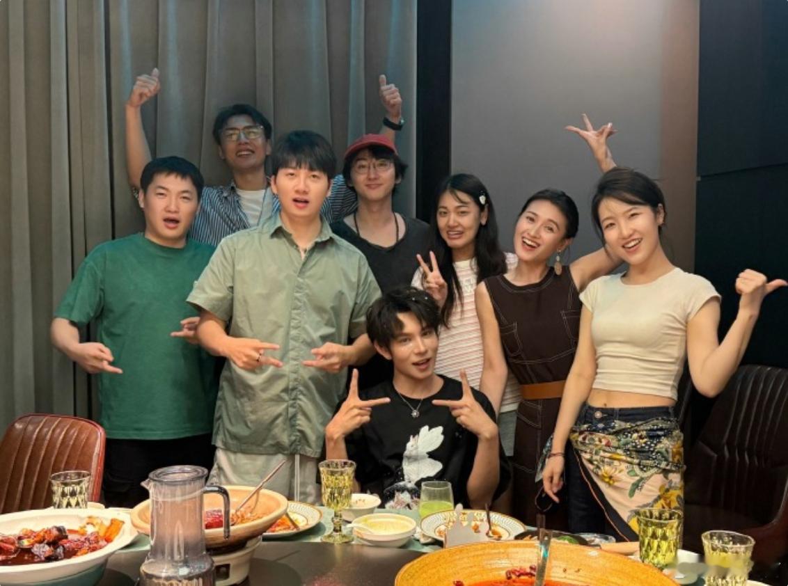 woc我就知道大宇生日王青在，跟我一起说青宇99！！！ ​​​
