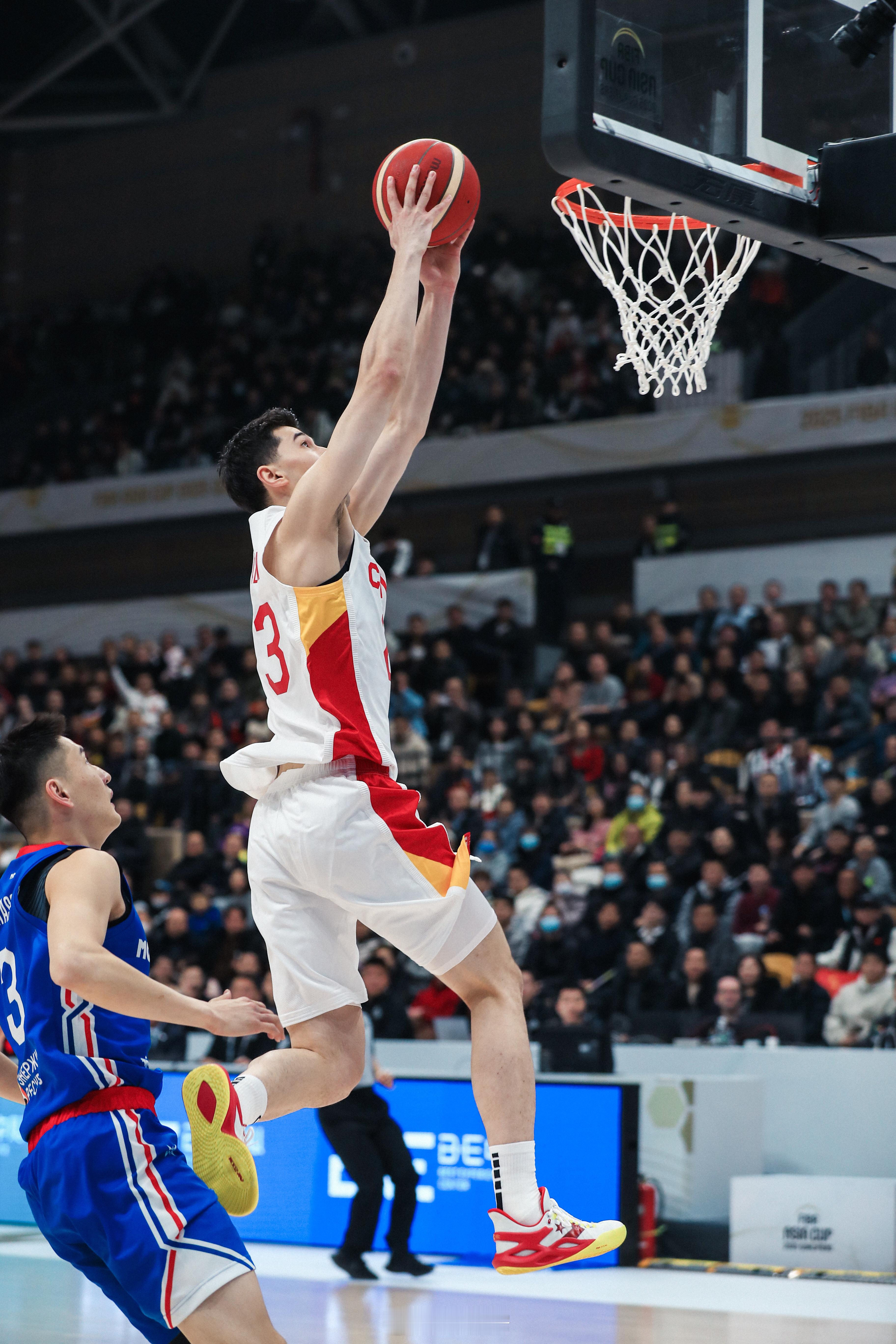 第二节最后的五小阵容阿不都沙拉木对于篮板的拼抢和胡明轩的果决进攻打出了效果#中国