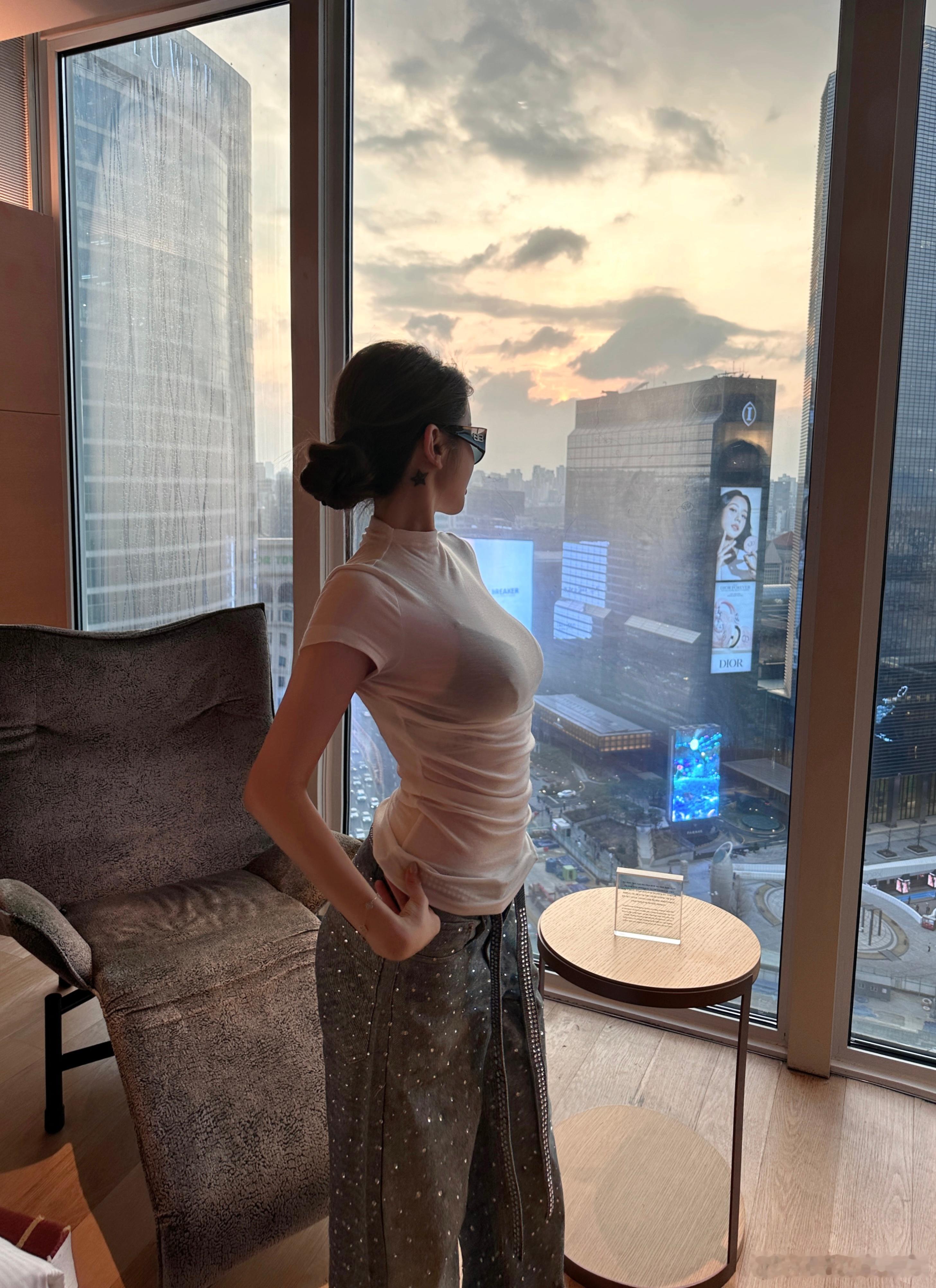 俺疯啦图太多了🥲一个t爱不释手拍多了 真的过多哈哈哈 ​​​