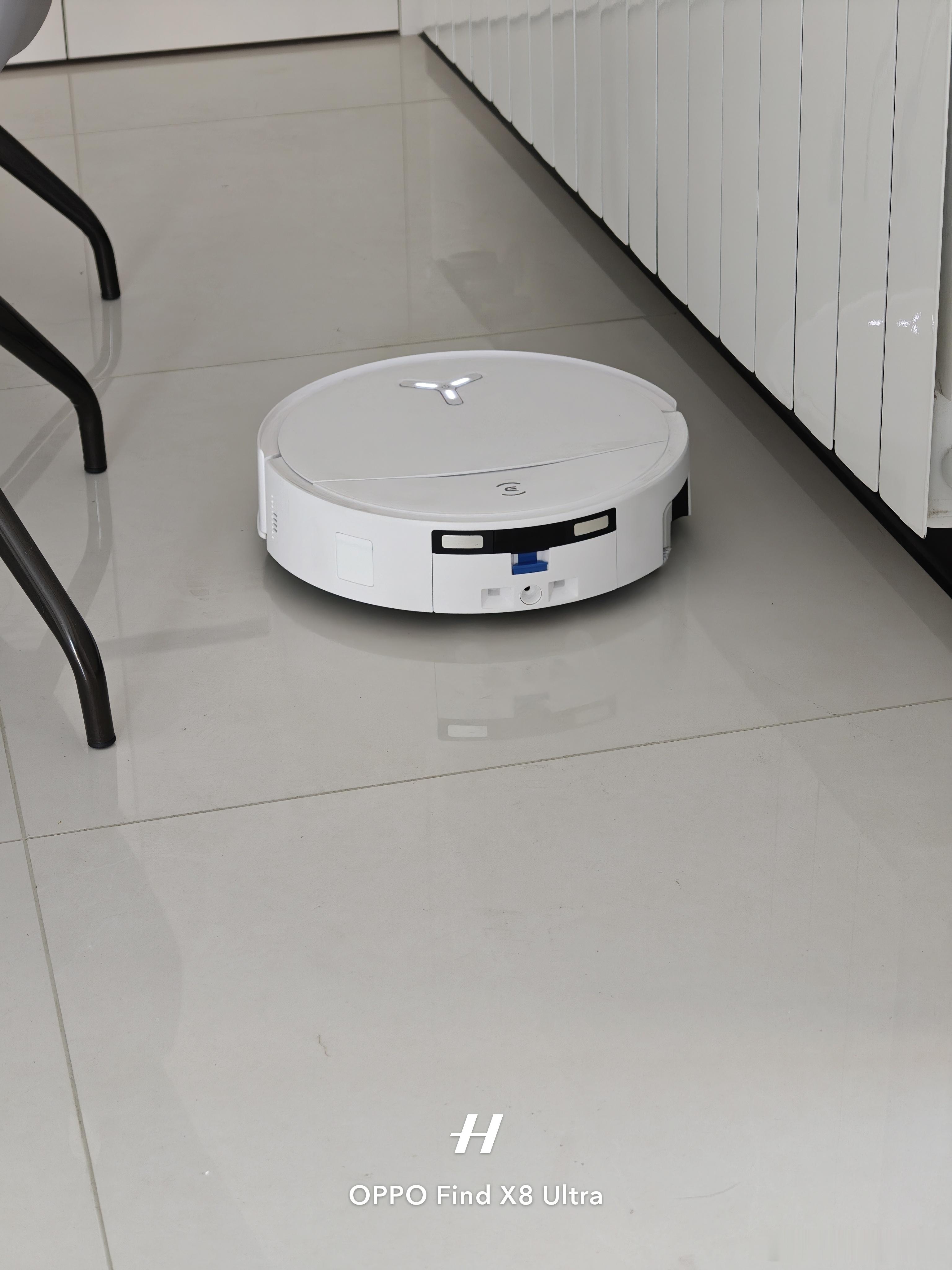 请了个清洁工回来，没想到三个小时它都还没打扫完