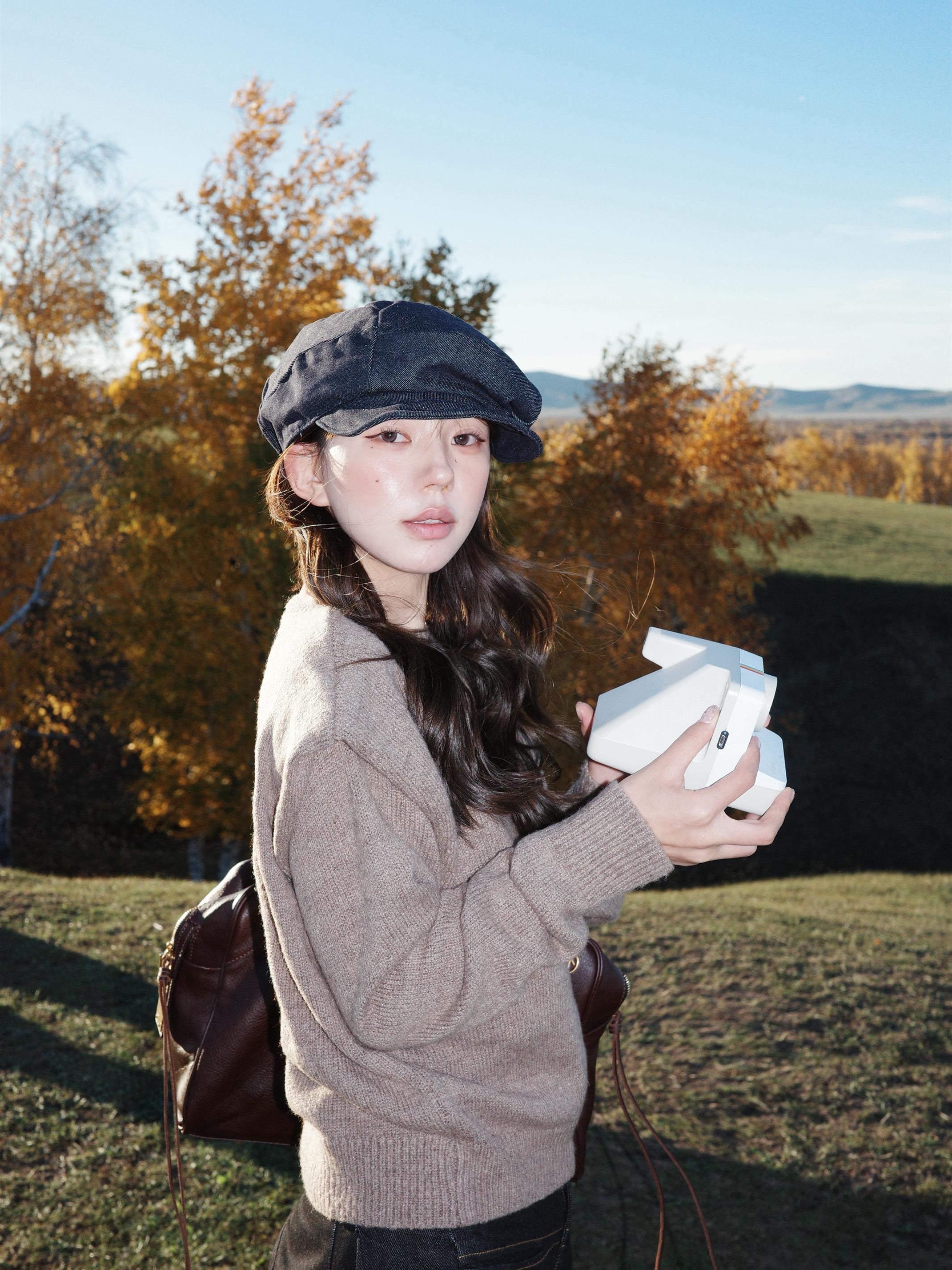 话到嘴边打住 早变陌路人 尚有幻想是大忌