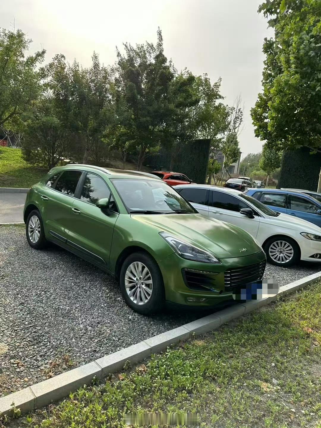 远看保时捷，近看保时泰[允悲]大v聊车 ​​​