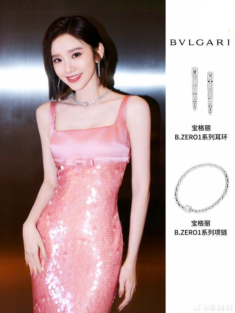 《乘风2026》唐艺昕一出场就足够惊艳，甜度满分的笑容加上绝佳的状态，完全看不出