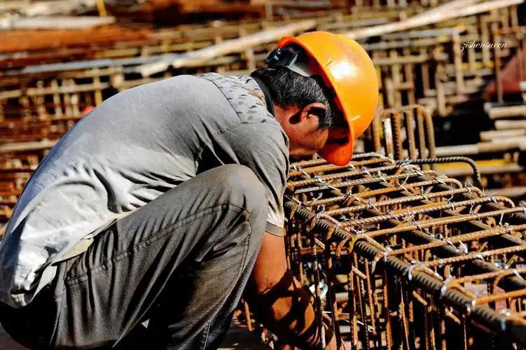 又到了说一建的时候，我是14年过的，现在已十几个年头了。靠一建证书，我额外获利十