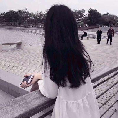 女人多少岁算老？过了35岁就很难嫁出去了吗？

她今年快40岁了，却依然觉得自己