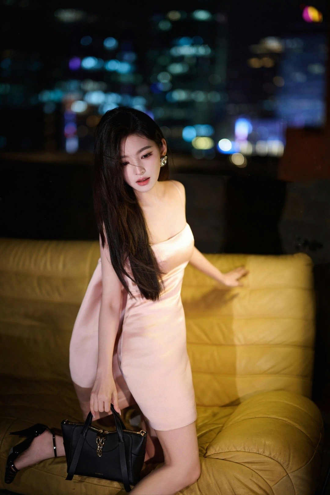 这张脸太权威了嗷 