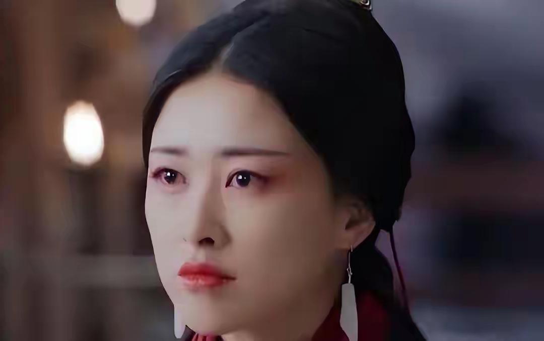 嫪毐究竟有何“绝技”？能让赵姬爱得死去活来，还甘愿为其生子？
 
司马迁在《史记