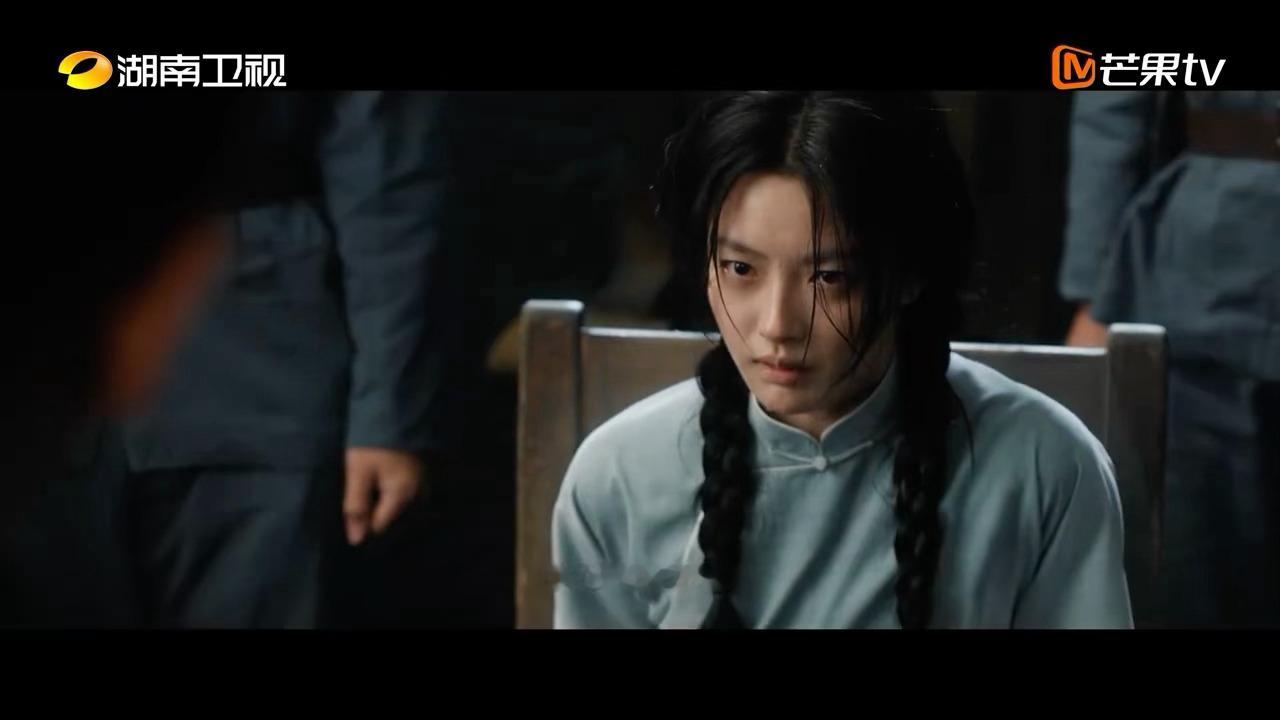 玉簟秋你搞这么狠呐！徐若晗玉簟秋被布蒙脸浇水徐若晗玉簟秋被布蒙脸浇水镜头 ​ ​