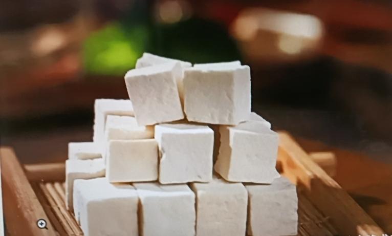 总爱发脾气，脸上还容易长斑，这问题困扰不少人。其实在中医看来，这和肝郁、气血失调