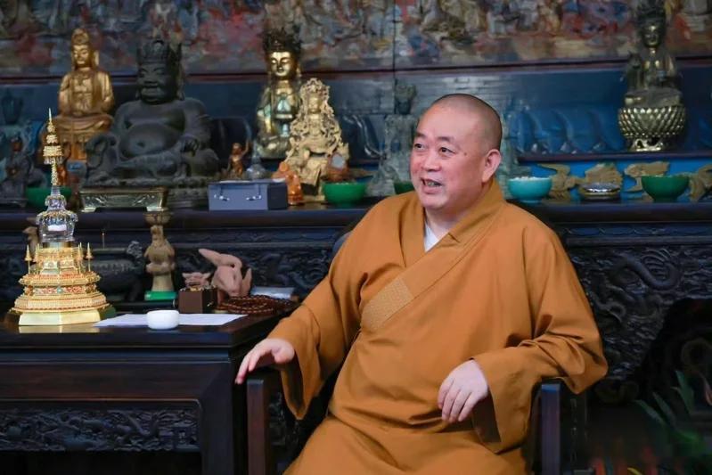 释永信的私生活问题确实已在网络流传多年，当地人好像也有所知晓。可能是因为当时没有