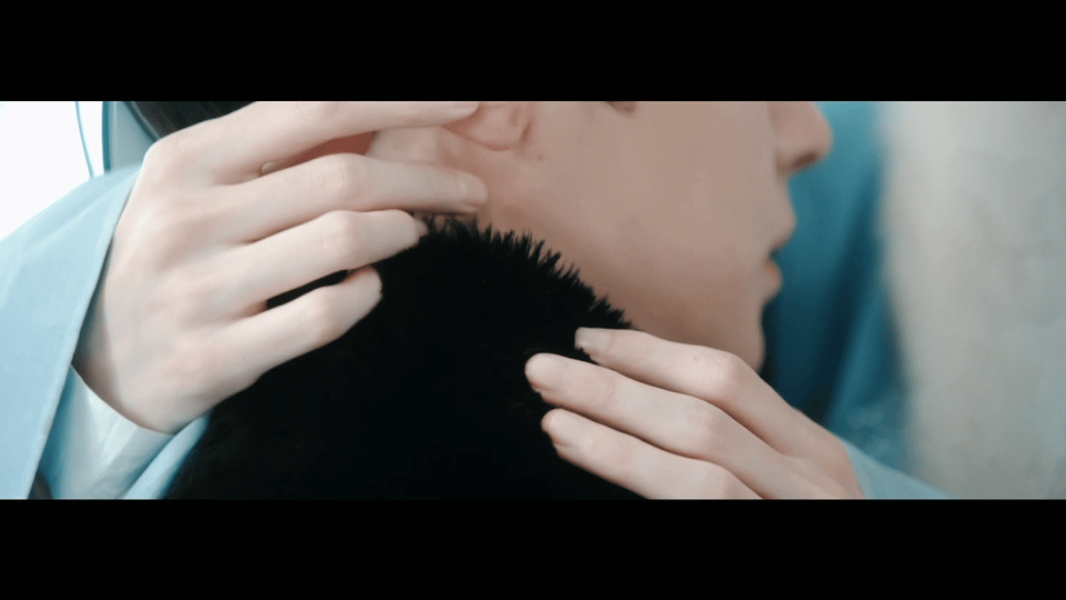 玉茗茶骨耳鬓厮磨给我看红温了耳鬓相擦的电流感，混着玉茗与茶骨的清润，看完直接红温