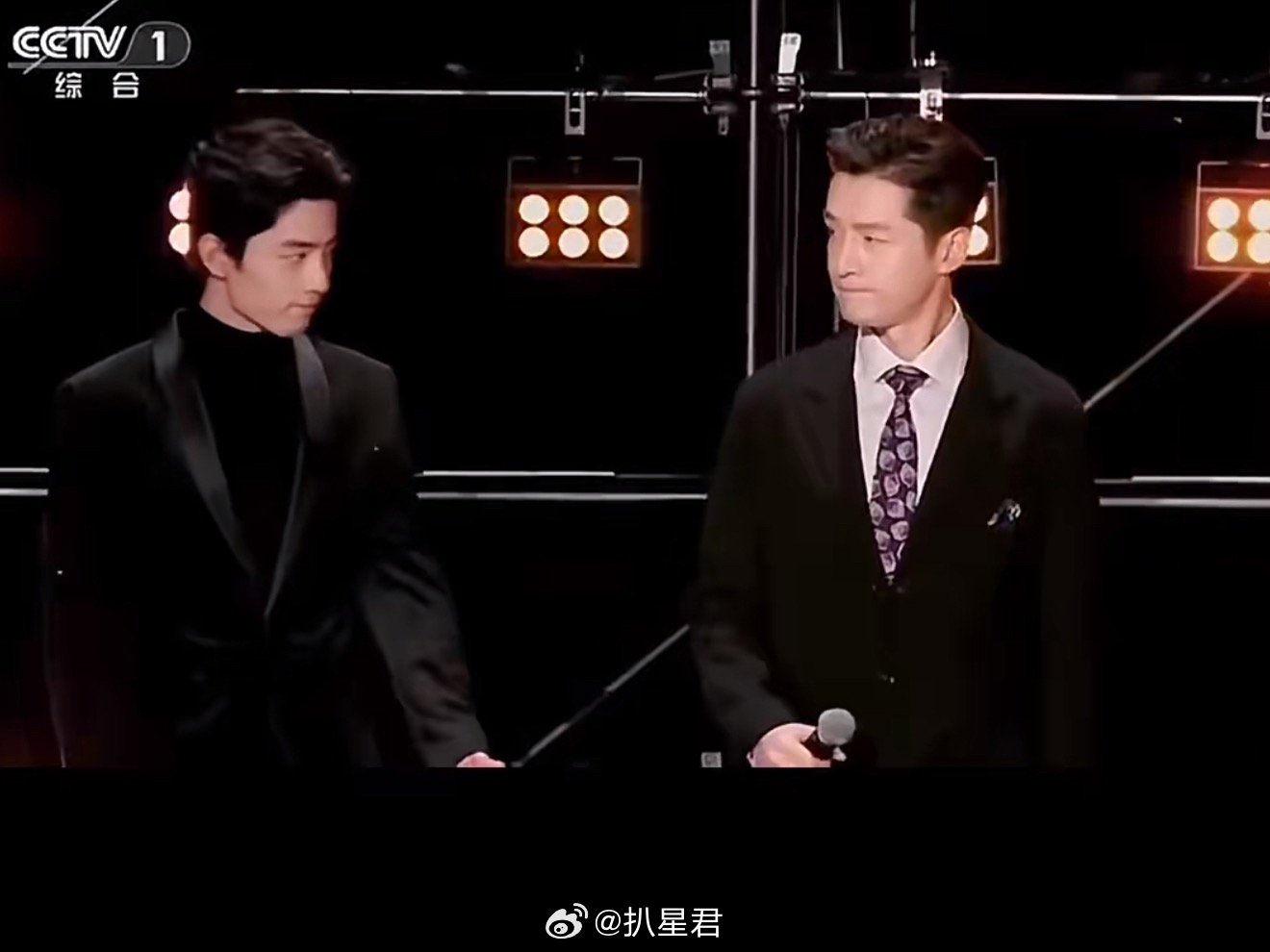 曝肖战胡歌合作重庆号肖战胡歌或将出演正午新剧 终于等来肖战和胡歌合作的消息了啊！