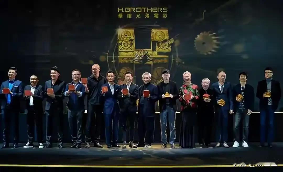 昔日影视巨头华谊兄弟被启动预重整，7年亏超80亿，王中磊父子反差太扎眼
 
谁能