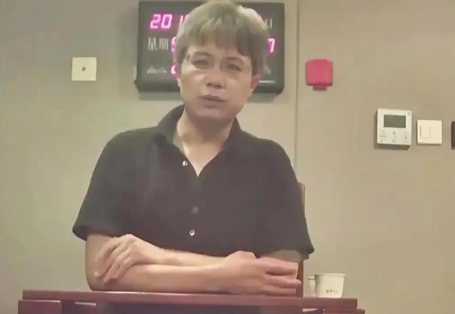 国家栋梁沦为无耻叛徒！十年间，他竟将无数航天核心机密打包贱卖。一个天之骄子，究竟