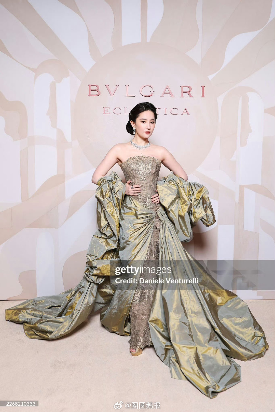 刘亦菲G社生图的美丽刘亦菲G社生图好权威不愧是宝格丽女王 