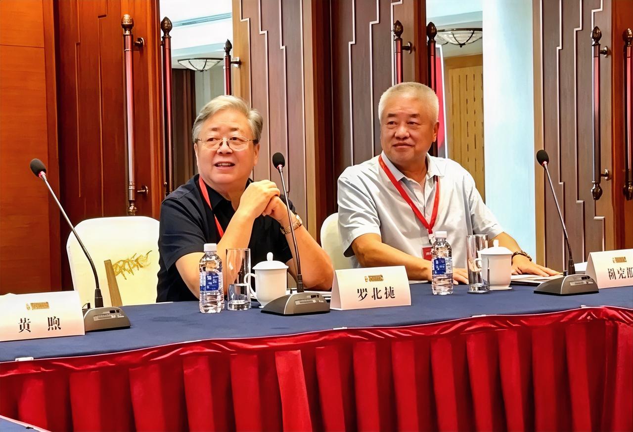 2021年，罗北捷和丈夫赖克游的留影，他们是罗荣桓和赖传珠的子女