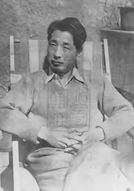 1957年失踪。1959年人们在海边发现了石挥的尸体，过去了2年的时间，石挥才被