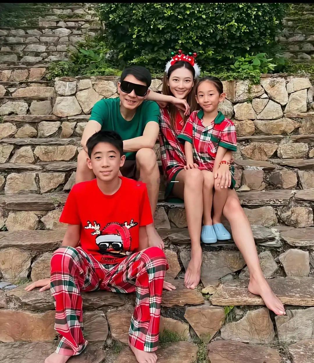 爸爸的基因太强了，妈妈竟然没有一点参与感 ​​​
