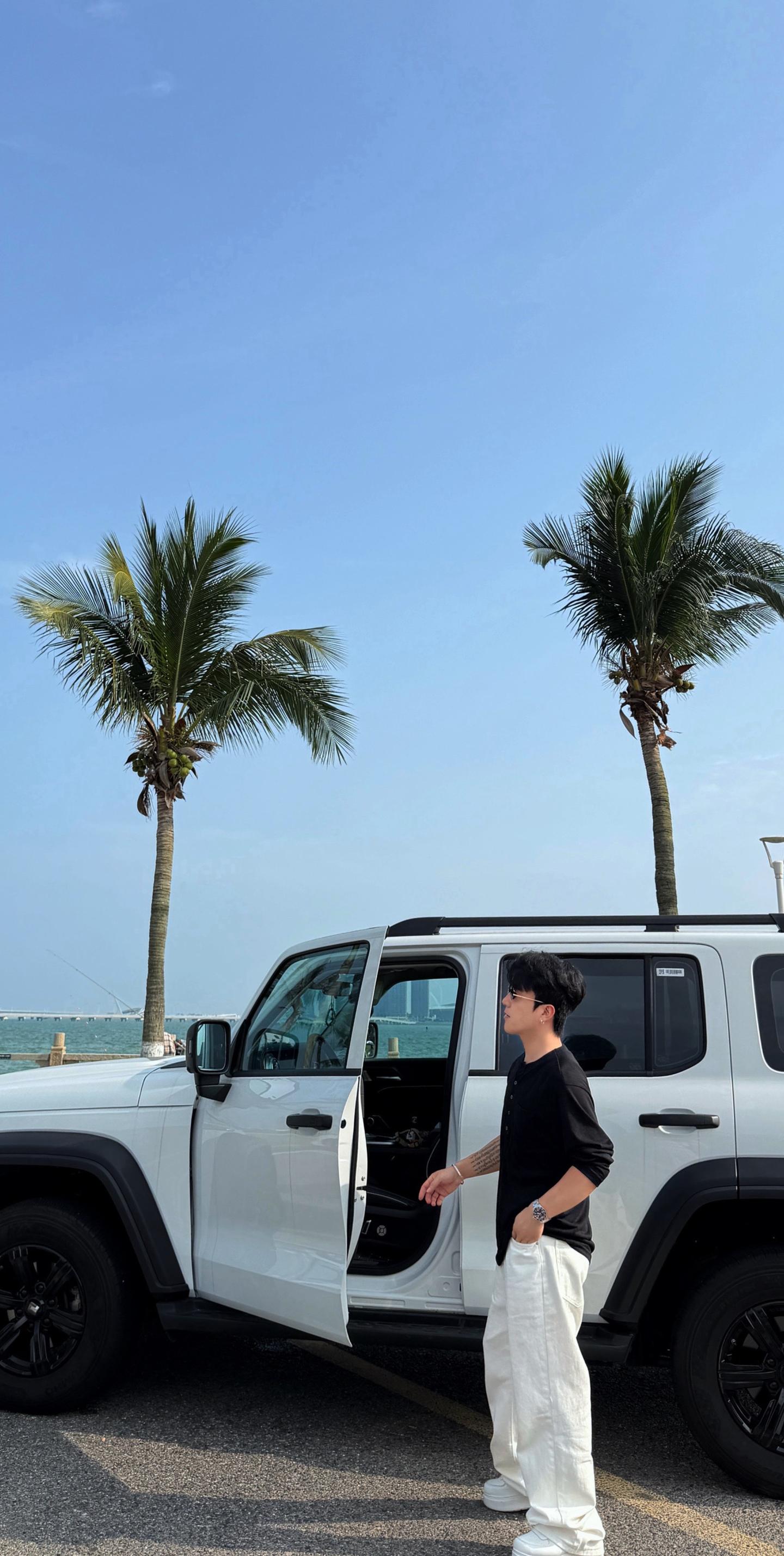 每当我找不到存在的意义，每当我迷失在黑夜里