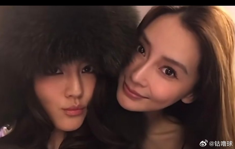 杨颖angelababy和吴千语同框，两个大美女高级感拉满了。 