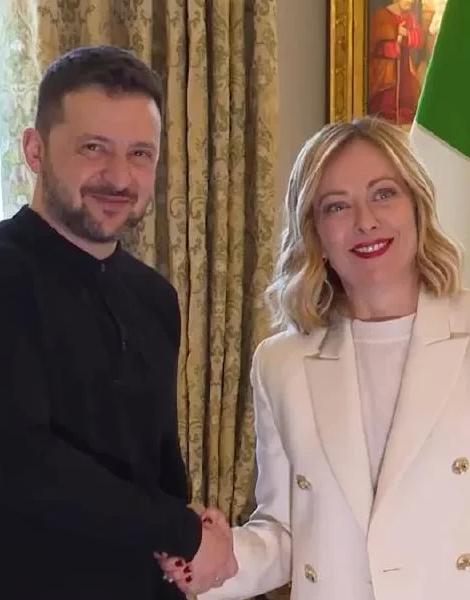 快讯！快讯！

据乌克兰媒体报道，乌克兰总统泽连斯基已与意大利总理梅洛尼达成协议