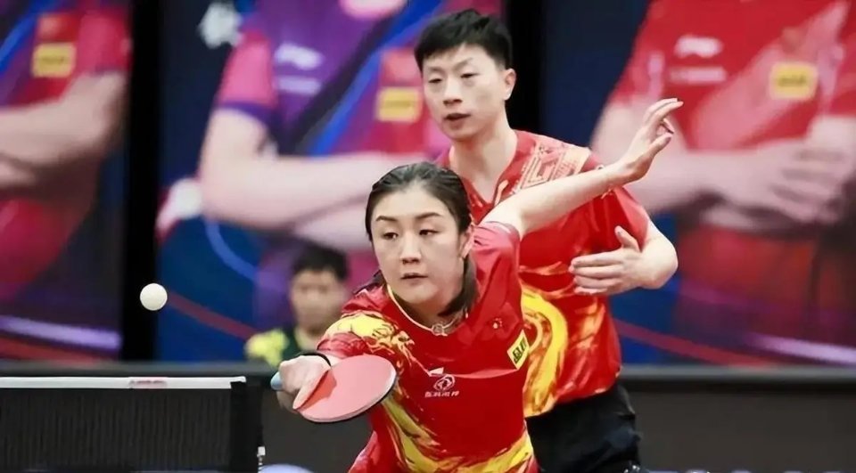 恭喜马龙和陈梦混双组合，2:0完胜莫雷加德和斯佐科斯。对手被龙梦组合打的找不着东