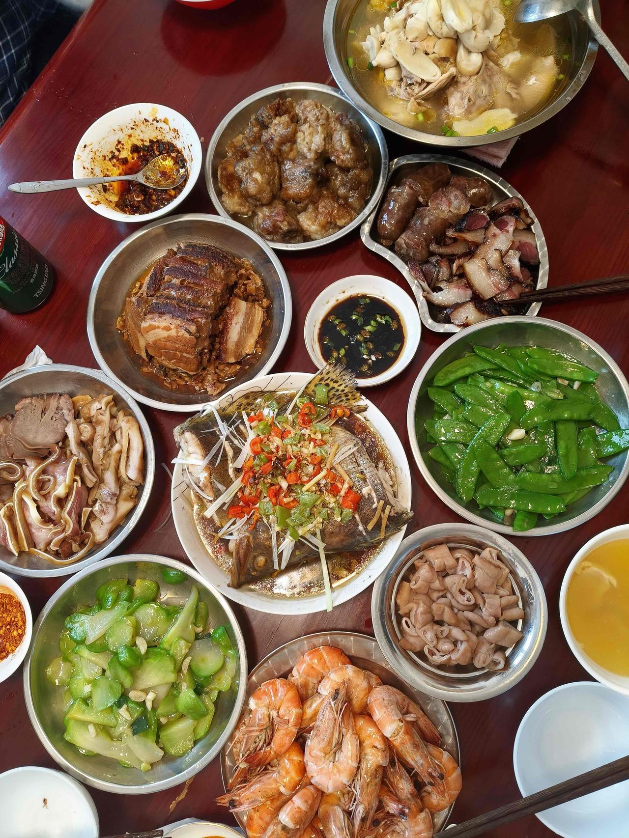 今日午饭

主厨：重庆幺妹
策划与打杂：俺呗