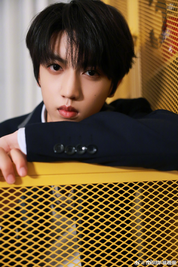 【#我们的少年时代2细节彩蛋#】《我们的少年时代 2》已于3月14日正式官宣。虽