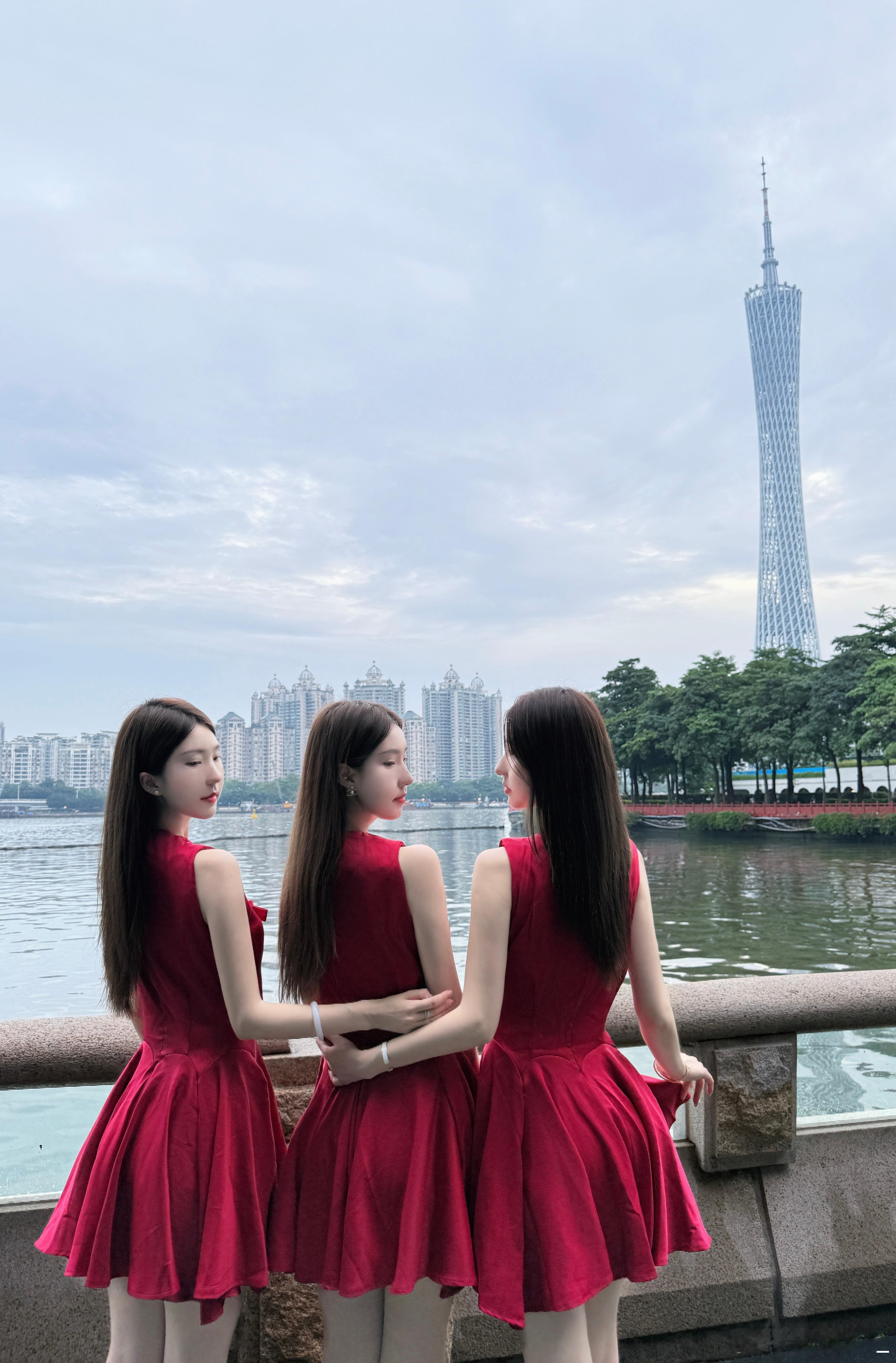 不是游客的游客照记录广州塔  ​​​