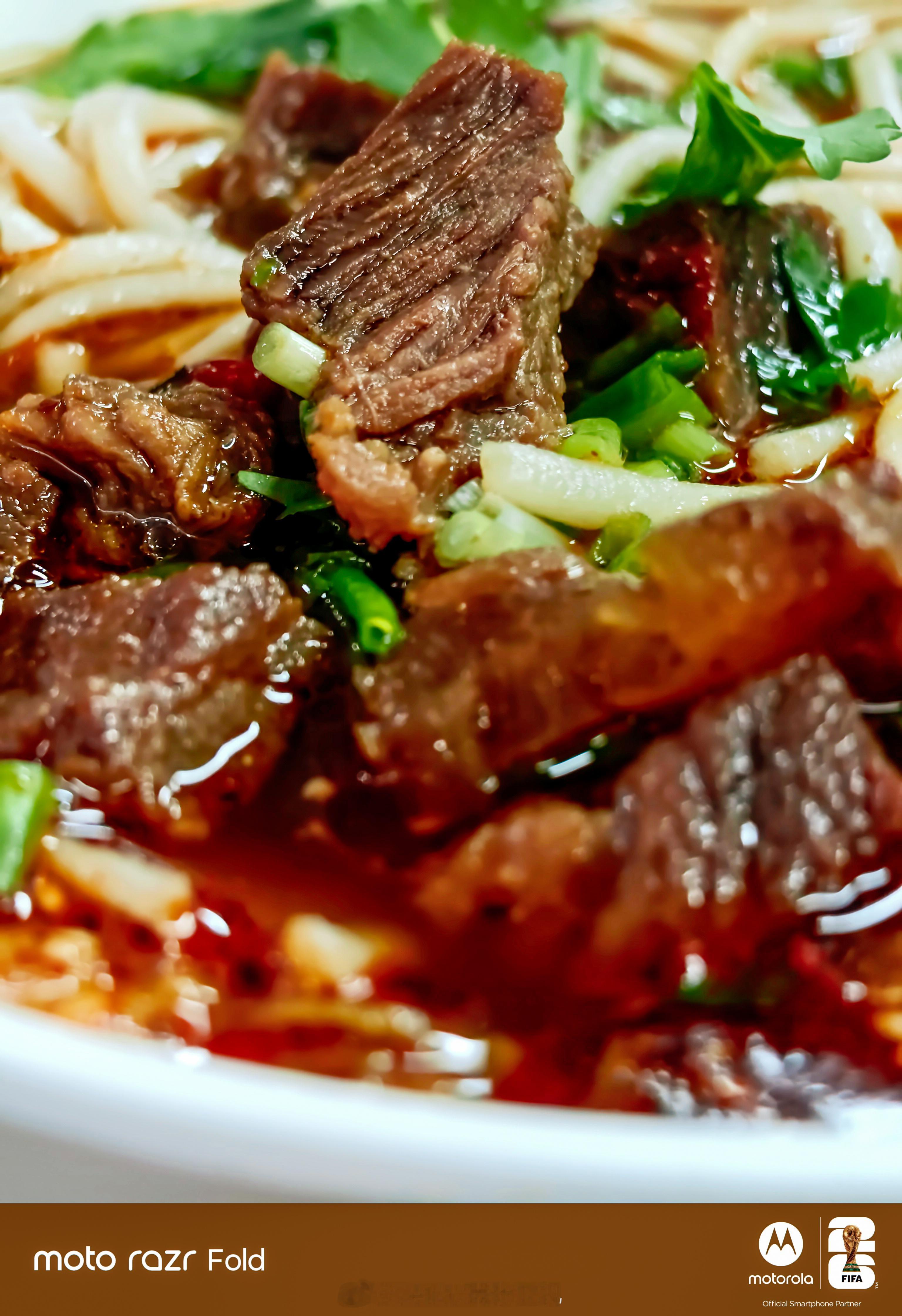 只要 8 块钱的大块牛肉粉 