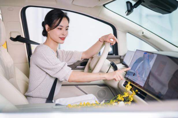 3月13日17:30保定爱情广场的交付仪式进入倒计时，邓男子即将正式成为魏牌高山