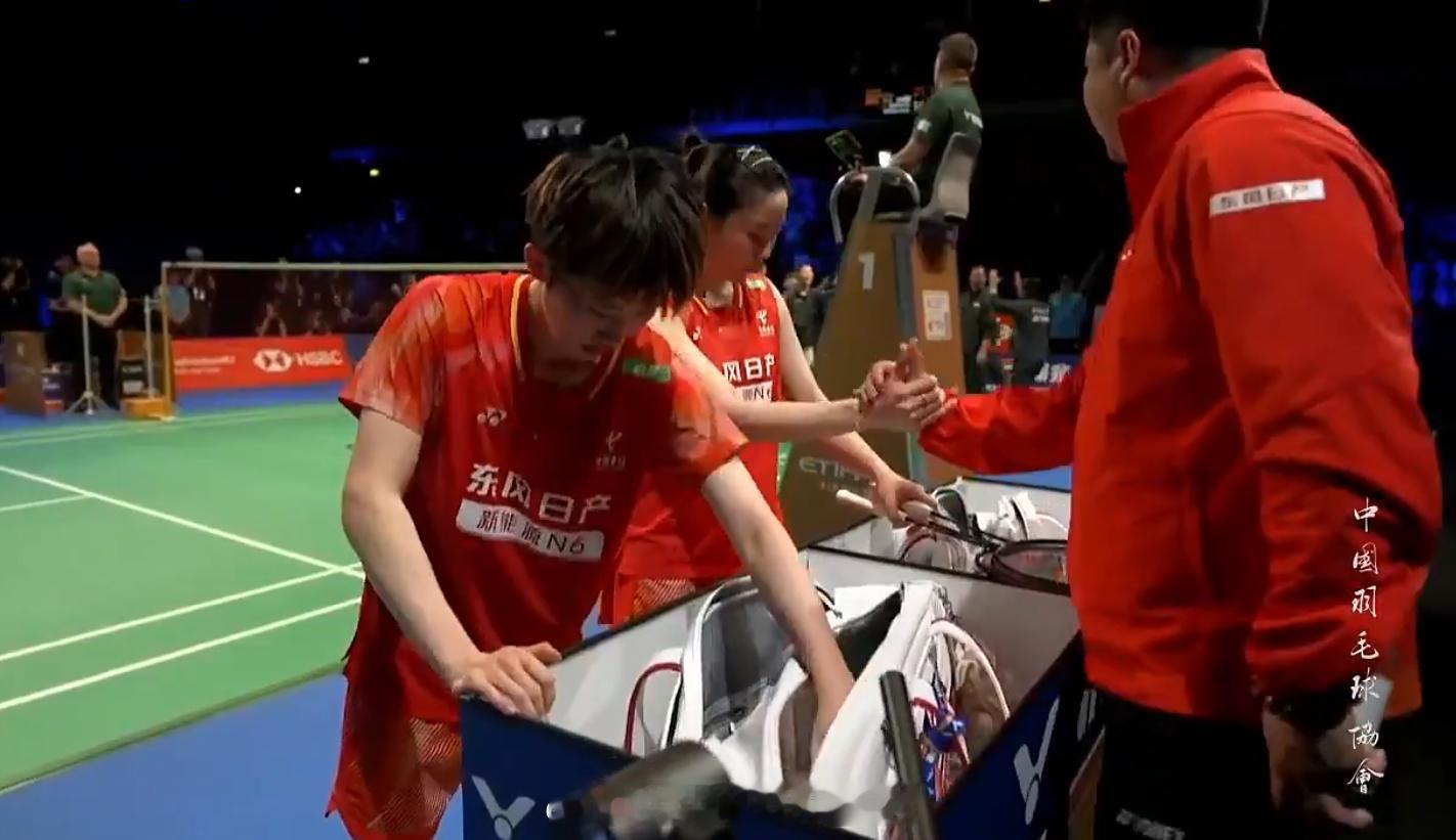 尤杯国羽1比3韩国 尤杯 决赛 中国 1-3 韩国女双 贾一凡 张殊贤 21-1
