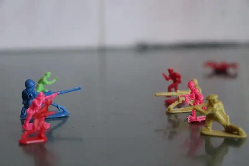 “空中飞枪”把步枪和无人机结合，简直是步兵作战样式的大变革。传统步兵在巷战、山地